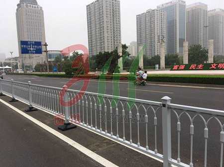 隔離護欄的特性